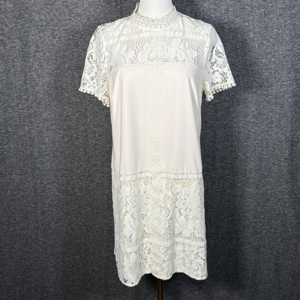 Kensie White Lace Shift Dress Women's Medium Short Sleeve Sheer Overlay